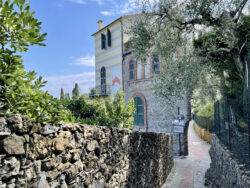 Weg zum Leuchtturm von Portofino