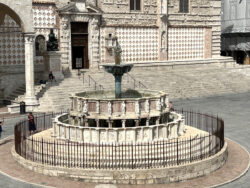 Brunnen an der Piazza IV Novembre in Perugia