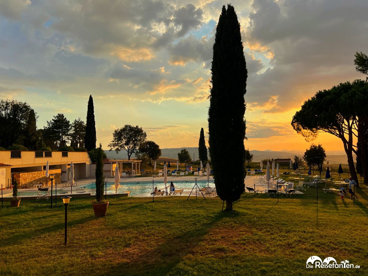 Sonnenuntergang im Hotel Palazzuola in San Quirico d'Orcia