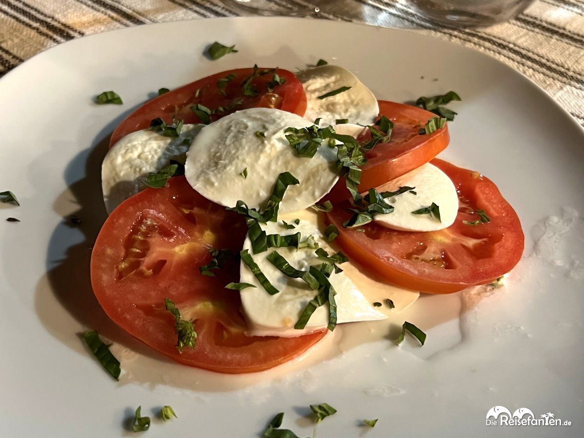 Caprese in der Trattoria Ossena in San Quirico d'Orcia