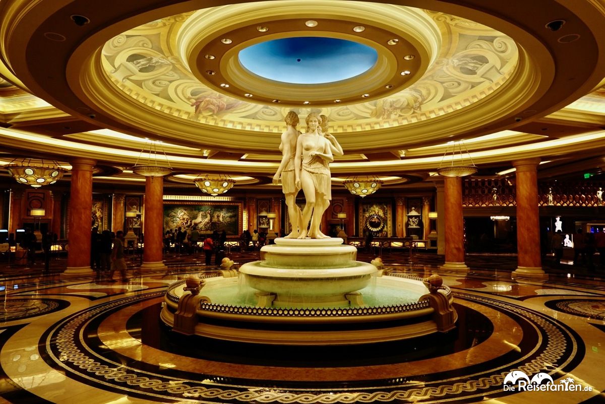 Abends im und rund um Caesar's Palace 03