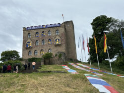 Hambacher Schloss 5