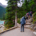 Der leere Medicine Lake und eine Bootsfahrt auf dem Maligne Lake. Natur und Kultur hautnah erleben 16