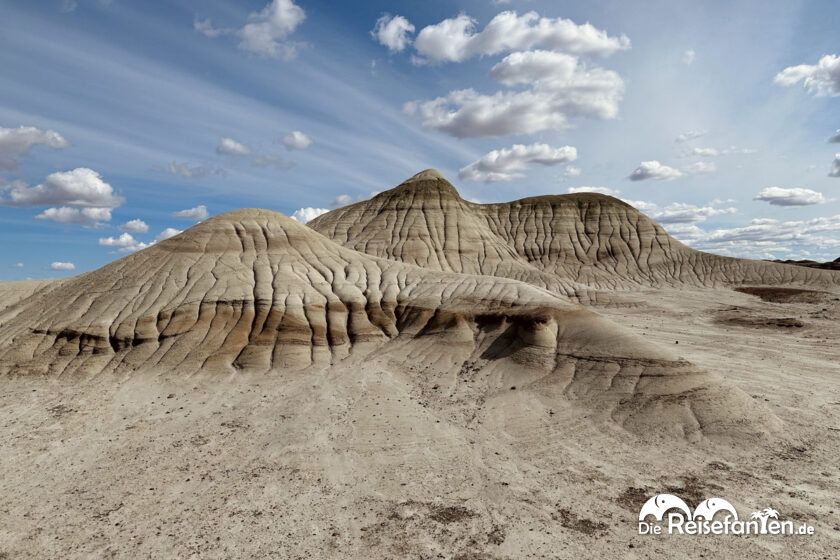 Dinosaur Provincial Park in Alberta 37