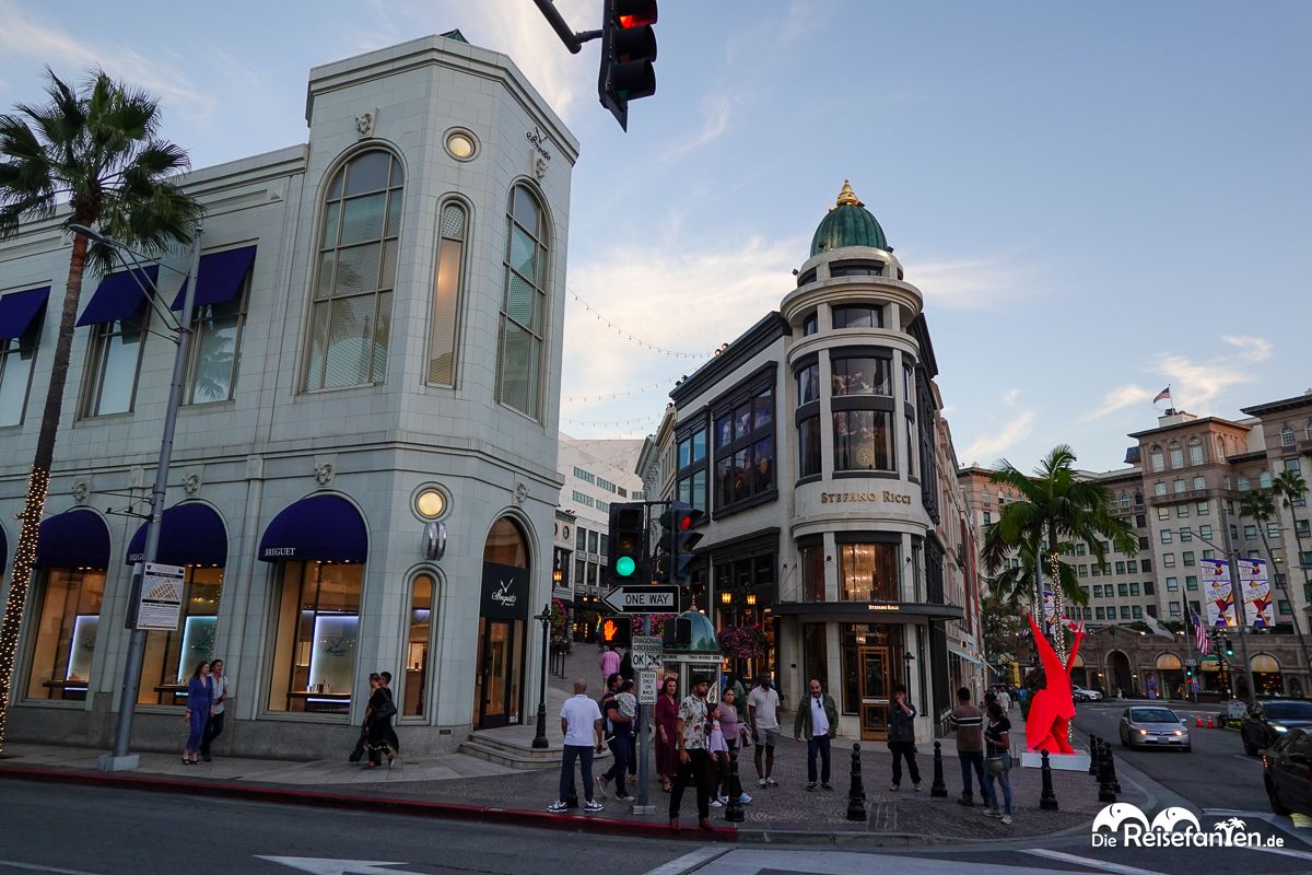 Ein Spaziergang am Rodeo Drive in Los Angeles 11