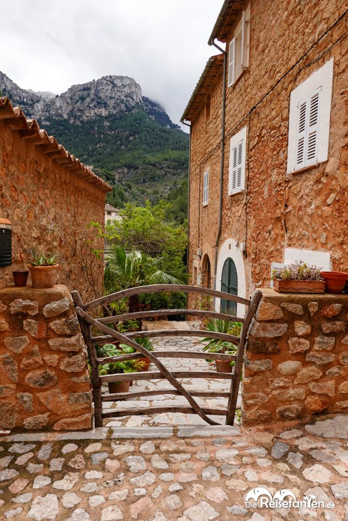 Ein Spaziergang durch das Bergdorf Deià (5)