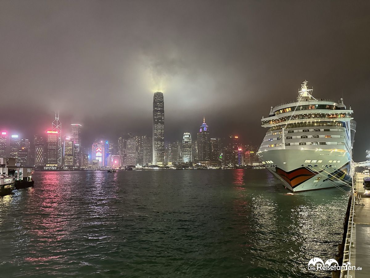 Hong Kong (19)