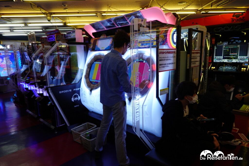 Tiere und Gamer in Japan (10)