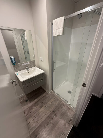 Ramada Suites By Wyndham Victoria Street West (1)