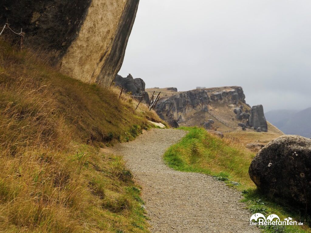 Ein Spaziergang zwischen heiligen Felsen (5)